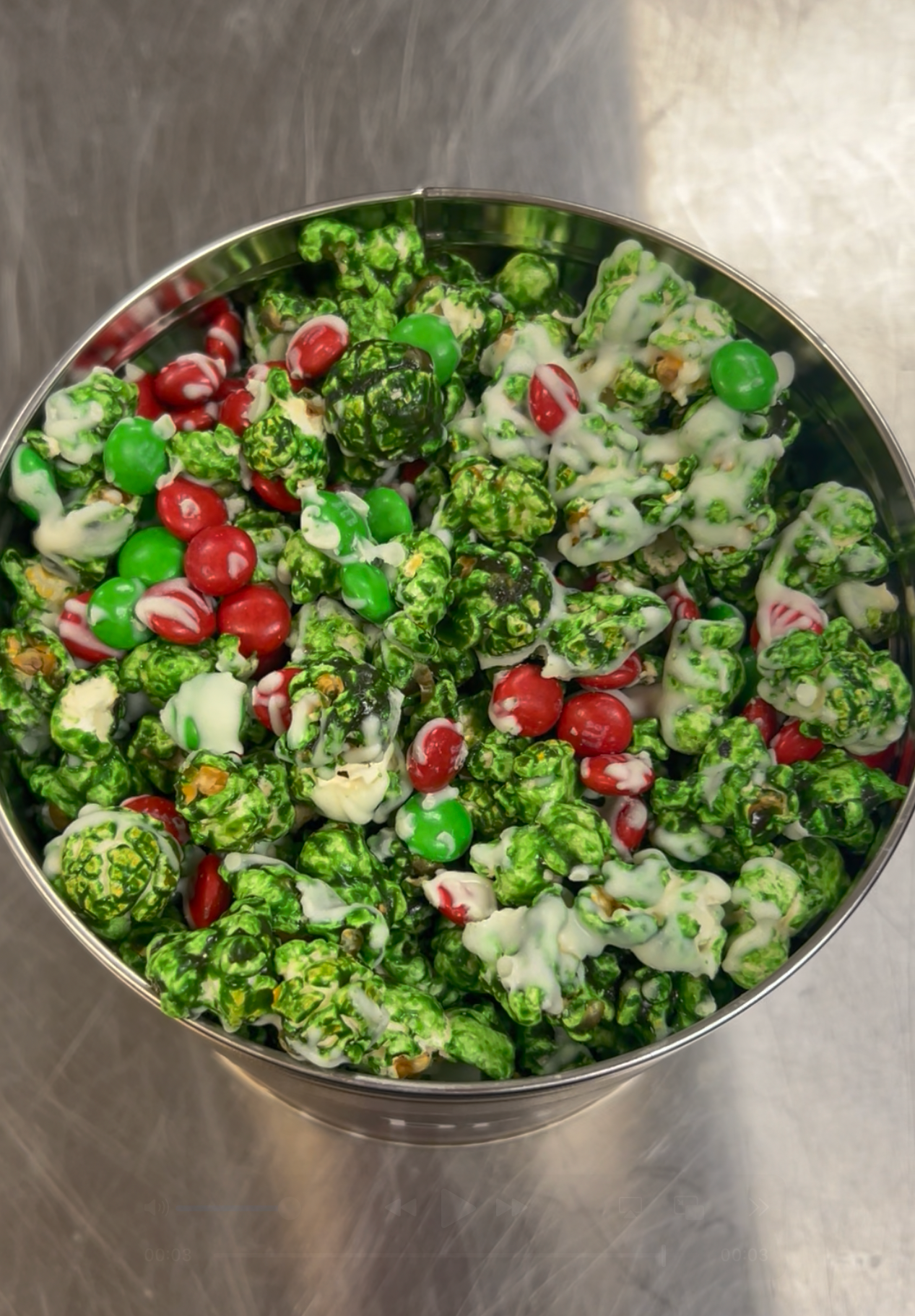 Holiday 2 Gallon Gifting Tin - 1 Flavor